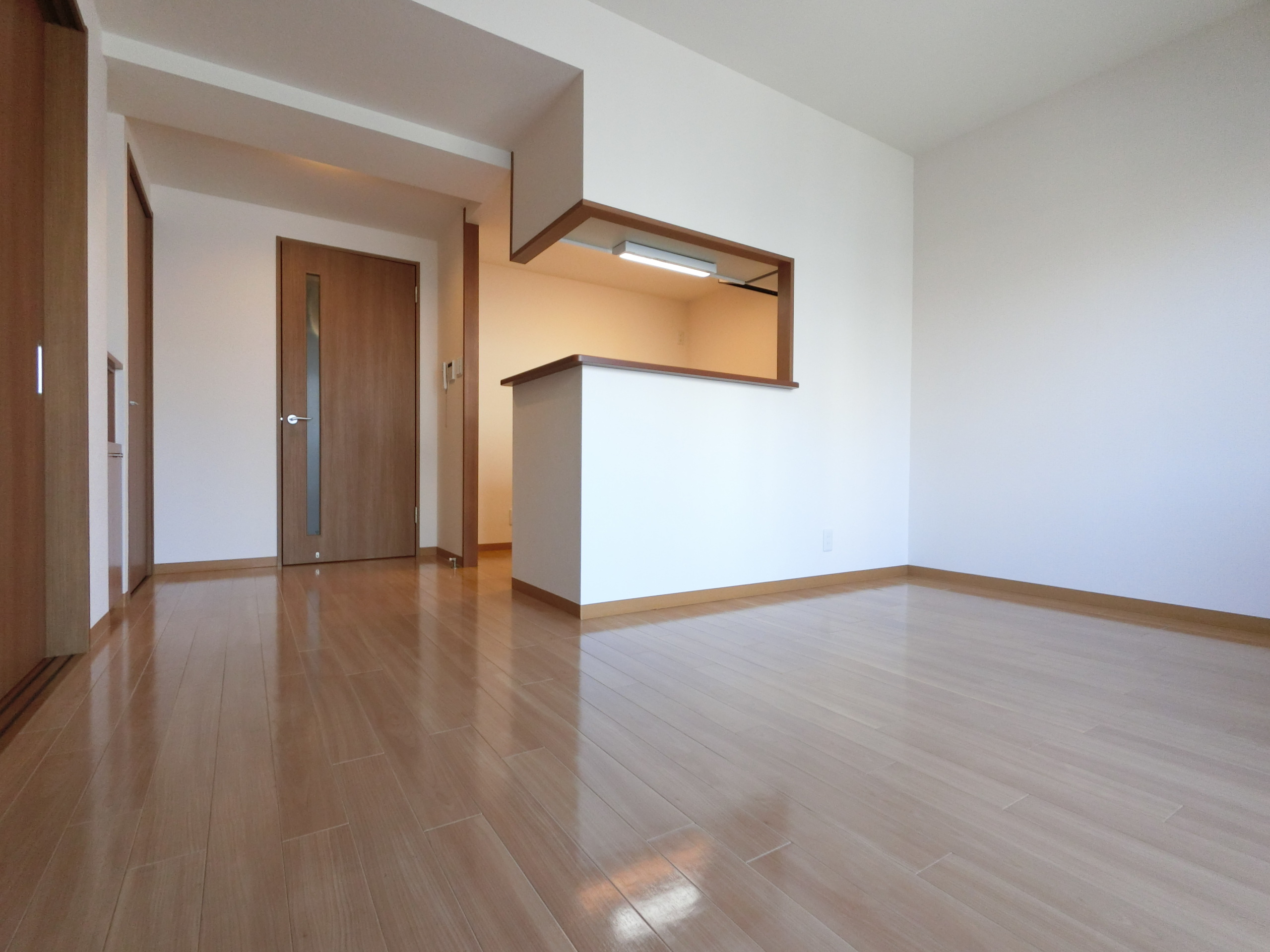 2LDK Mansion in Nakahara-ku, Kawasaki, Kanagawa — photo 3 of 3