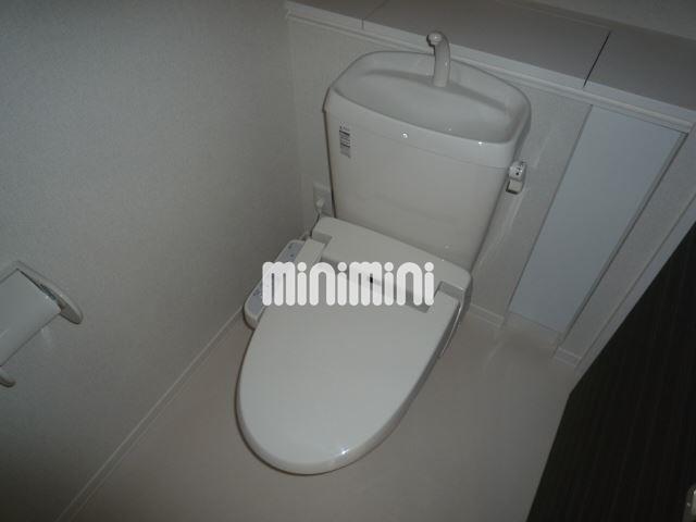 トイレ　温水洗浄便座