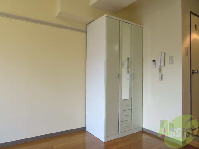 収納　移動式のクローゼットになります。便利ですね。