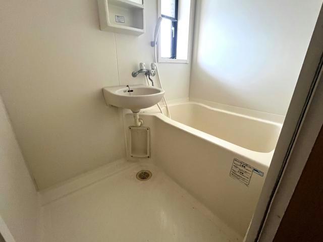 バス・シャワールーム　※別部屋イメージ