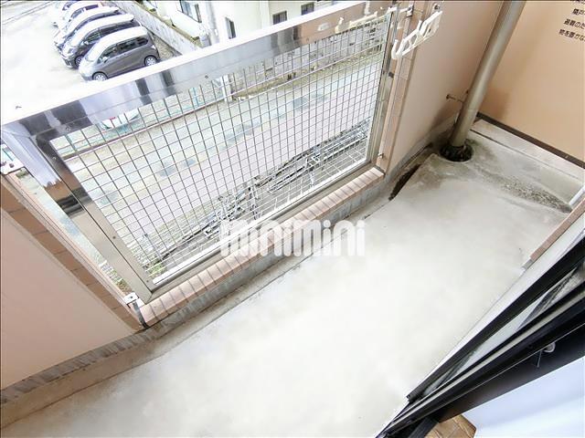 バルコニー　洗濯物干せます。