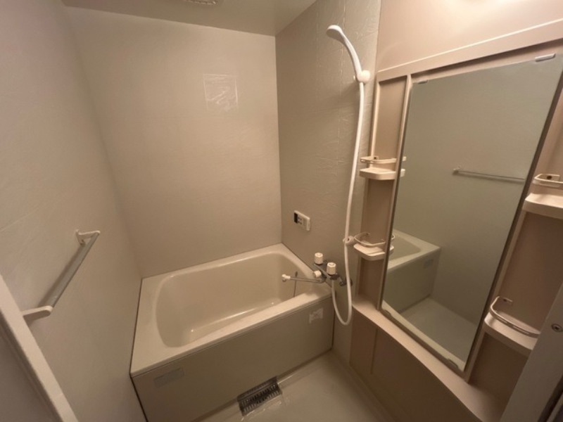 バス・シャワールーム　図面と現状に相違がある場合には現状を優先