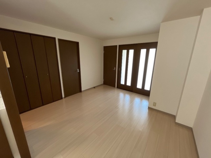 居室・リビング　図面と現状に相違がある場合には現状を優先