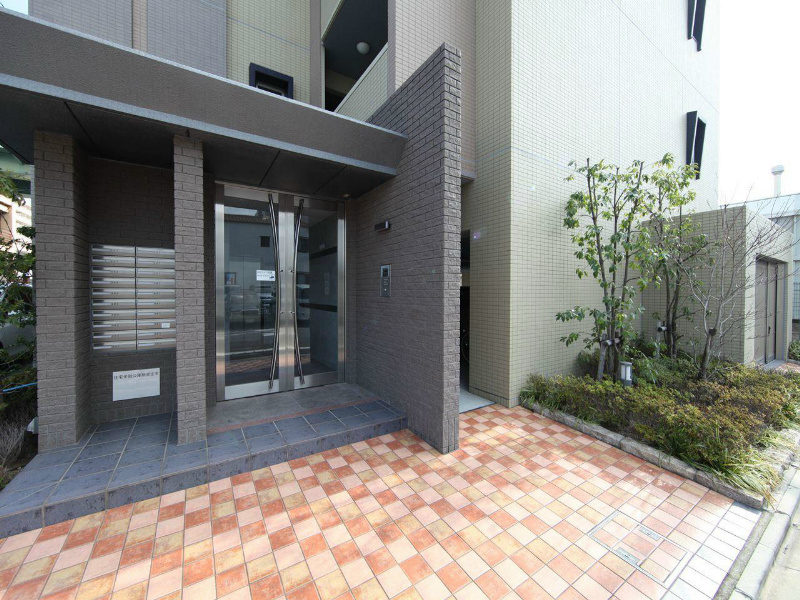 建物外観　外観　防犯カメラ付　オートロック付