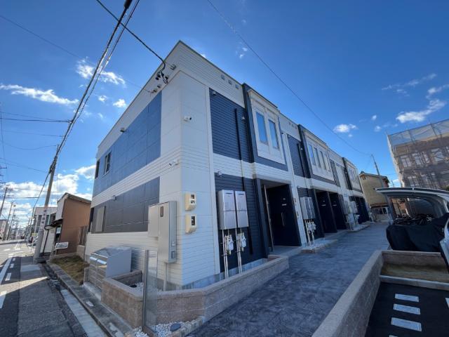 エントランス　外観写真（昼）