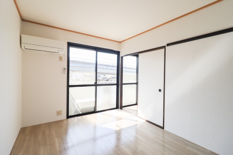 居室・リビング　図面と現状に相違がある場合には現状を優先