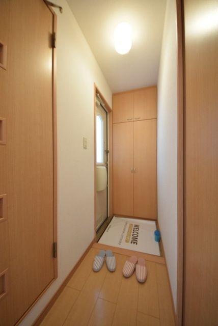 玄関　大きなシューズボックス