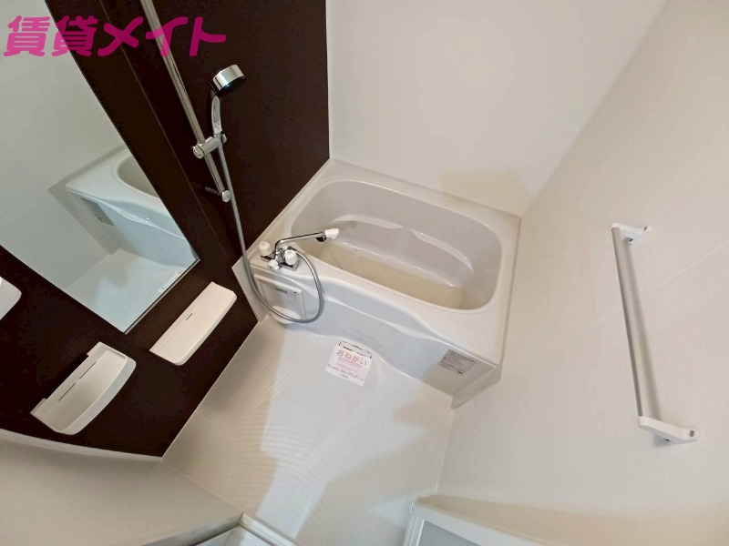 バス・シャワールーム　反転タイプ参考写真