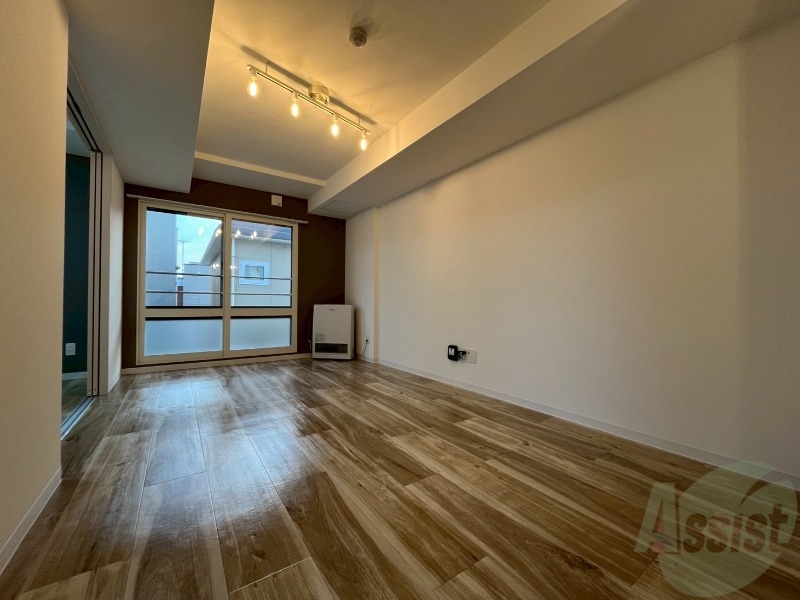 居室・リビング　広くてキレイなお部屋が広がっていて、充実した生活が送れそう。