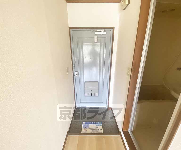 玄関　大きな段差がありません