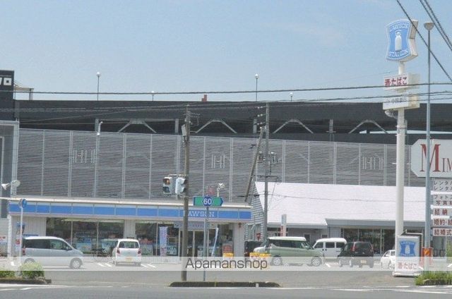 コンビニ　ローソン（コンビニ）まで594m