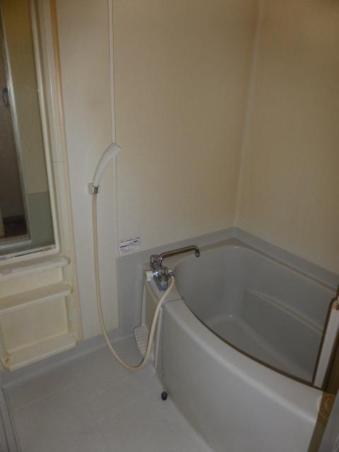 バス・シャワールーム　風呂