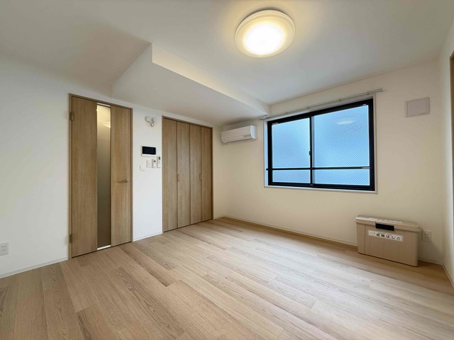 居室・リビング　明るい雰囲気で暮らしやすい！優しい質感の室内がオススメ☆