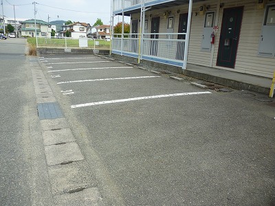 駐車場　駐車場