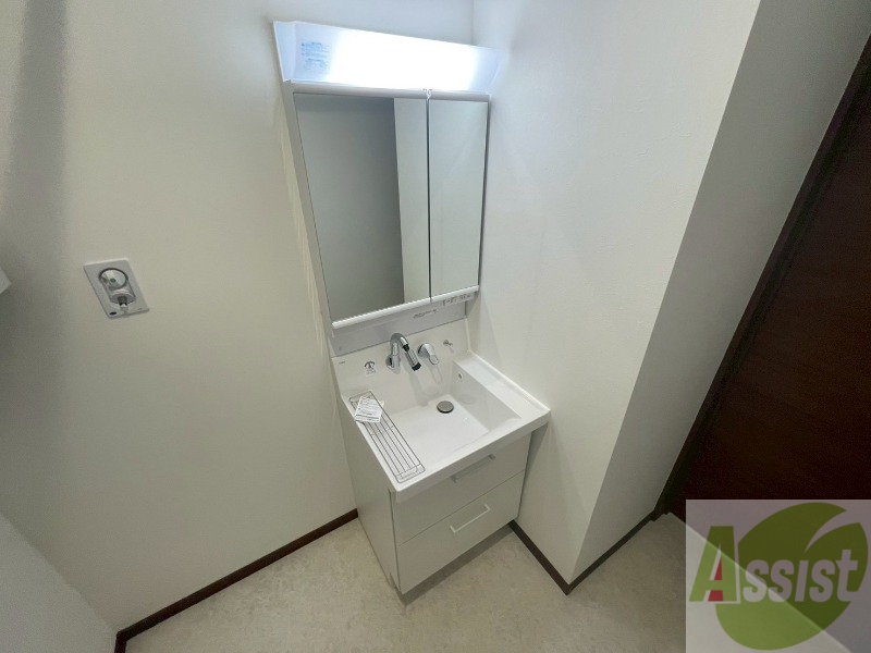 洗面設備　シャンプードレッサーで身支度もラクラクです！