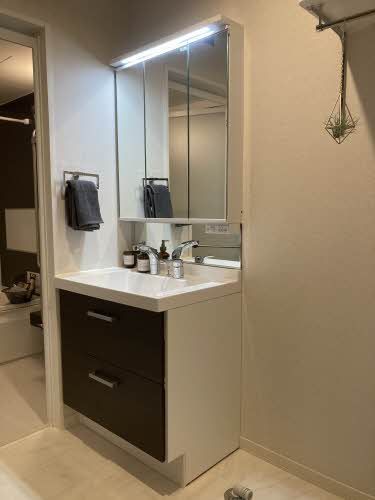 洗面設備　洗面化粧台