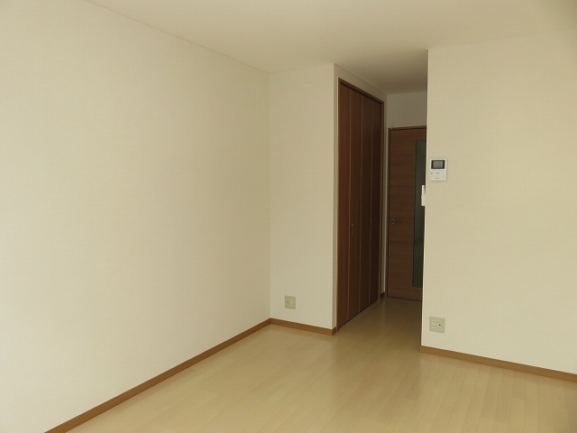 居室・リビング　ネット無料！オール電化アパート