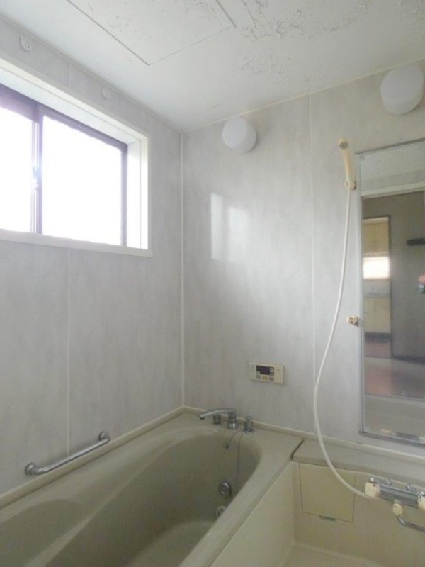 バス・シャワールーム　図面と現状に相違がある場合には現状を優先