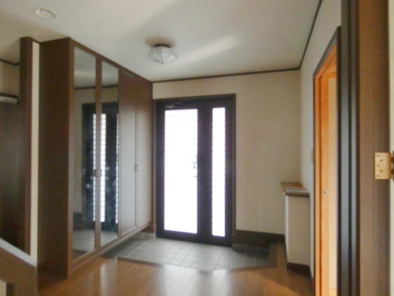 玄関　図面と現状に相違がある場合には現状を優先