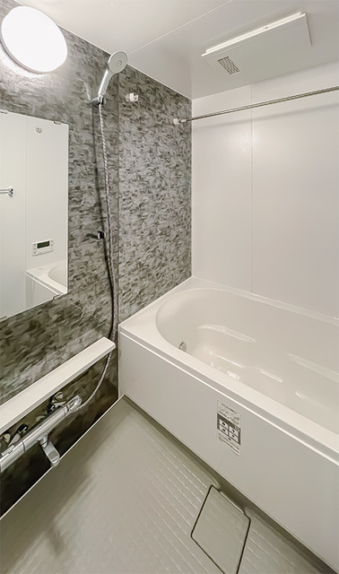 バス・シャワールーム　※写真は同タイプ住戸です。