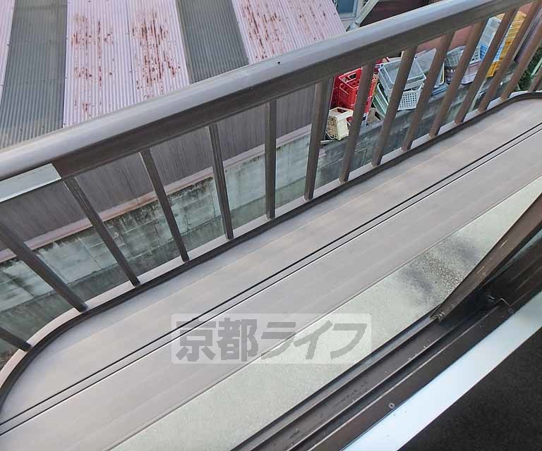 バルコニー　洗濯物はこちら