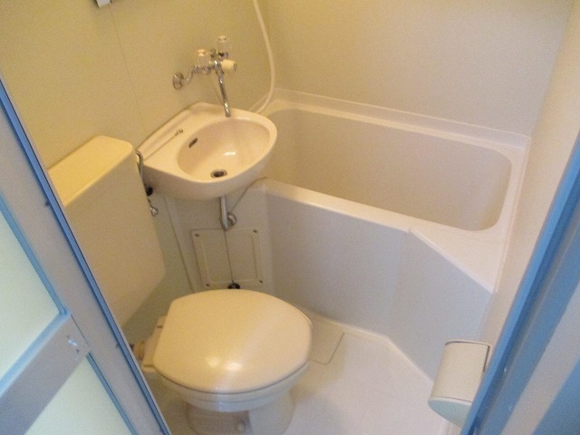 バス・シャワールーム　バス