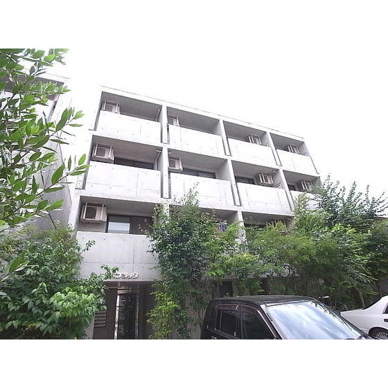 建物外観　ＲＣ造４階建てマンションです