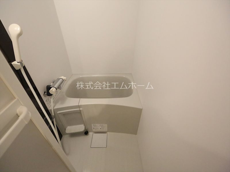 バス・シャワールーム　浴室暖房乾燥機付　24時間換気機能付バスルーム