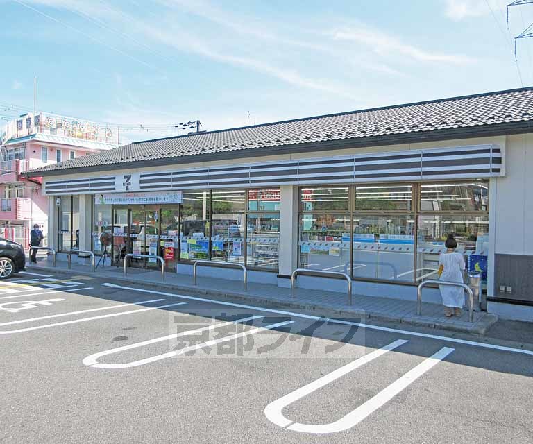 コンビニ　セブンイレブン 大津坂本3丁目店（コンビニ）まで445m