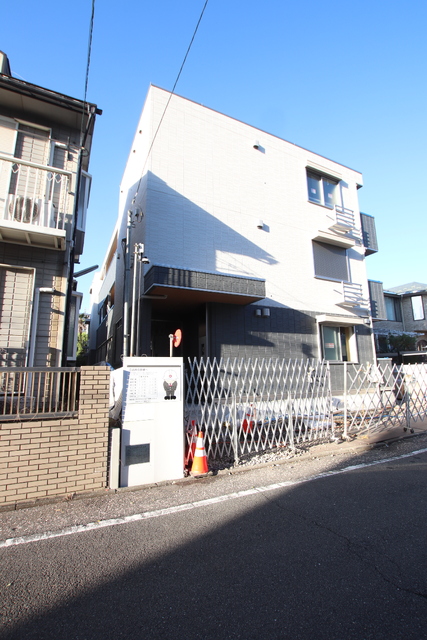 建物外観　建設中！