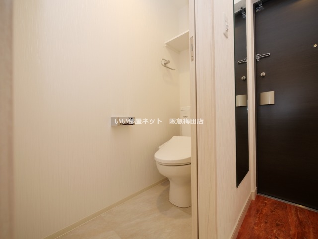 トイレ　同シリーズ別部屋仕様になります。