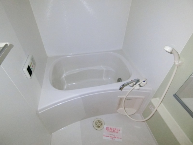 バス・シャワールーム　図面と現状に相違がある場合には現状を優先