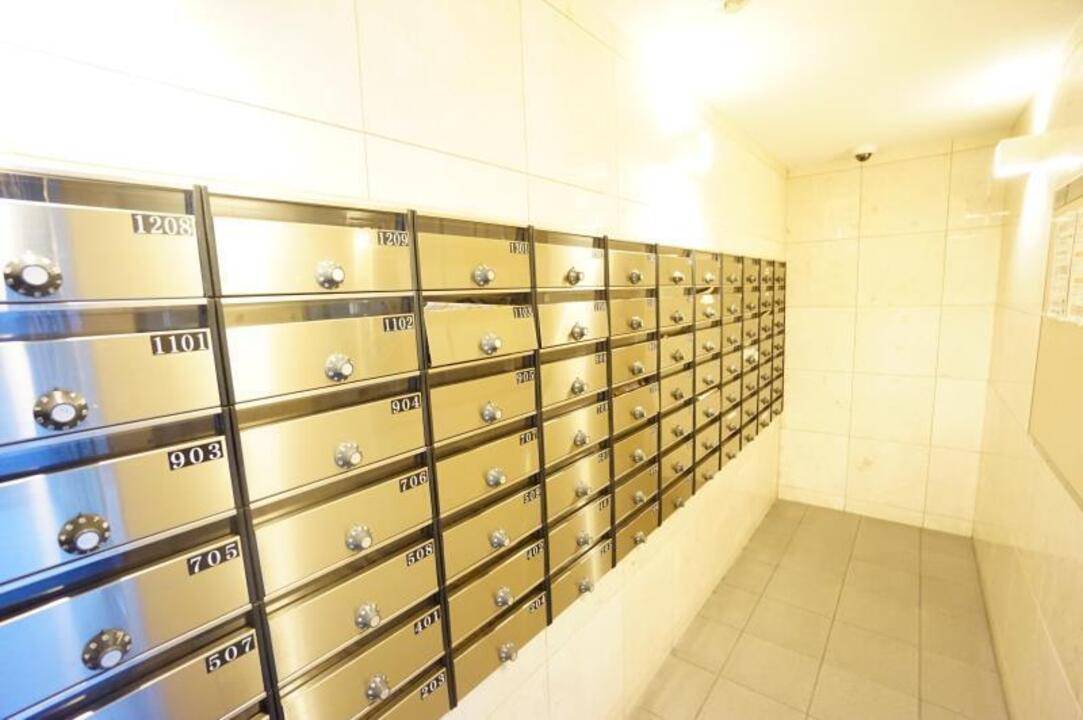 エントランス　メールBOX