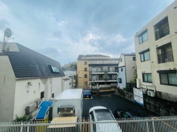 バルコニー　バルコニー