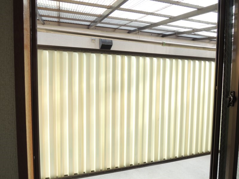 バルコニー　テラス