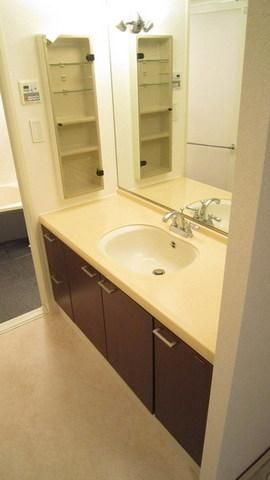 洗面設備　独立洗面台