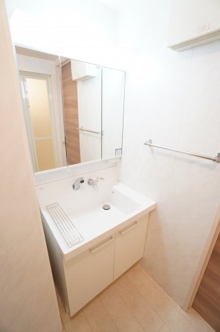 洗面設備　※同物件・同タイプの写真です。