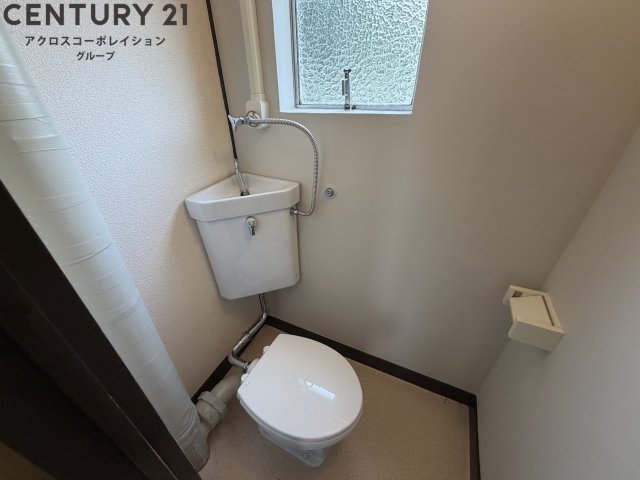 トイレ　トイレに窓があります！