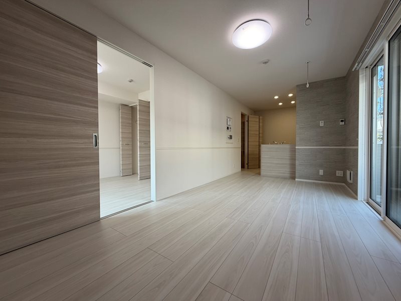 居室・リビング　13帖の広めのリビング