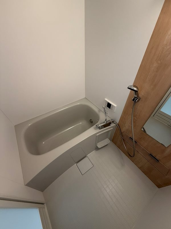 バス・シャワールーム　おしゃれな浴室