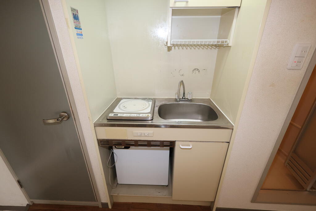 駅徒歩8分 々 ドゥムール忍ヶ丘のキッチン写真