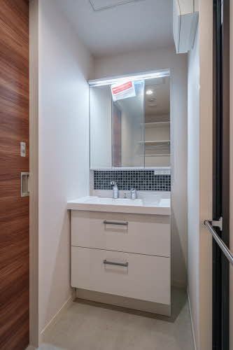 洗面設備　洗面化粧台