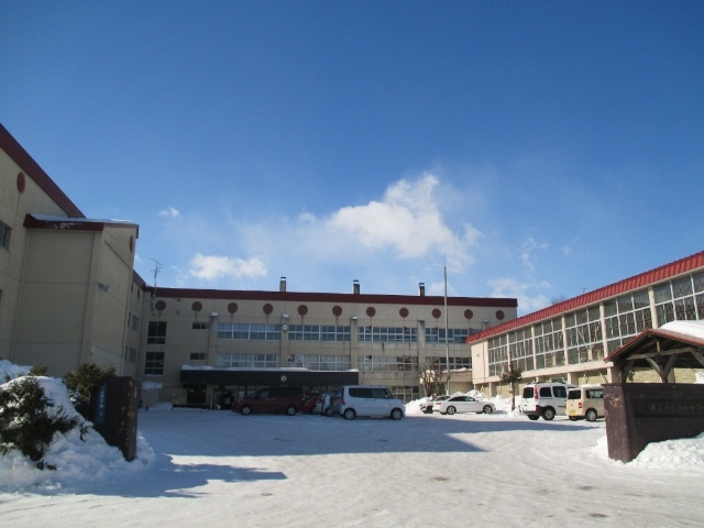 中学校　帯広市立南町中学校（中学校）まで2860m