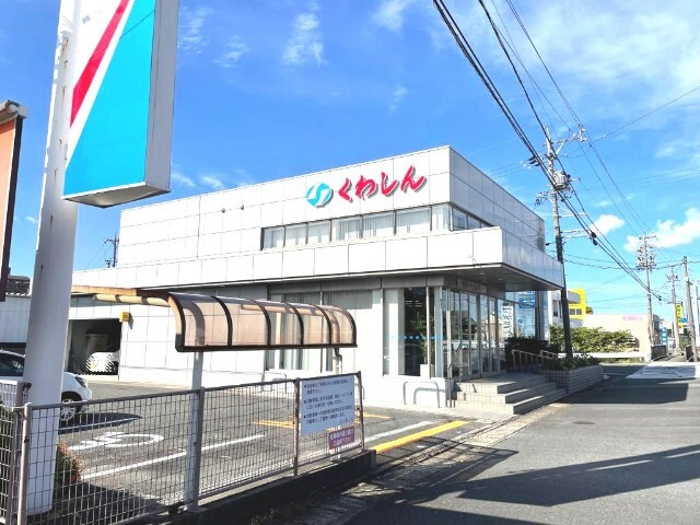 銀行　桑名三重信用金庫長島支店（銀行）まで730m