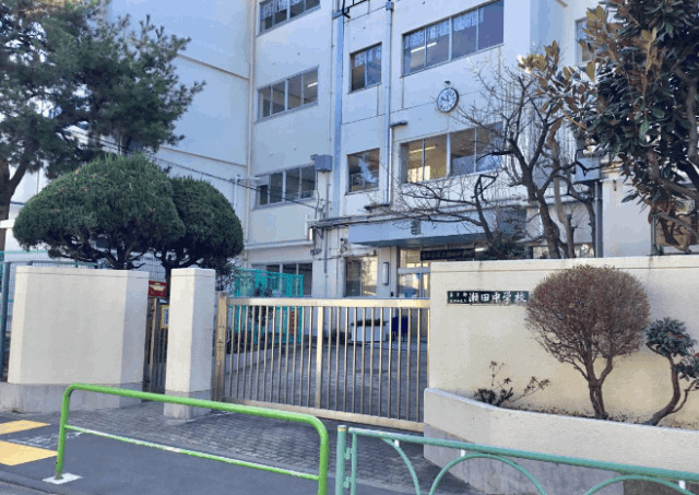 中学校　世田谷区立瀬田中学校（中学校）まで562m