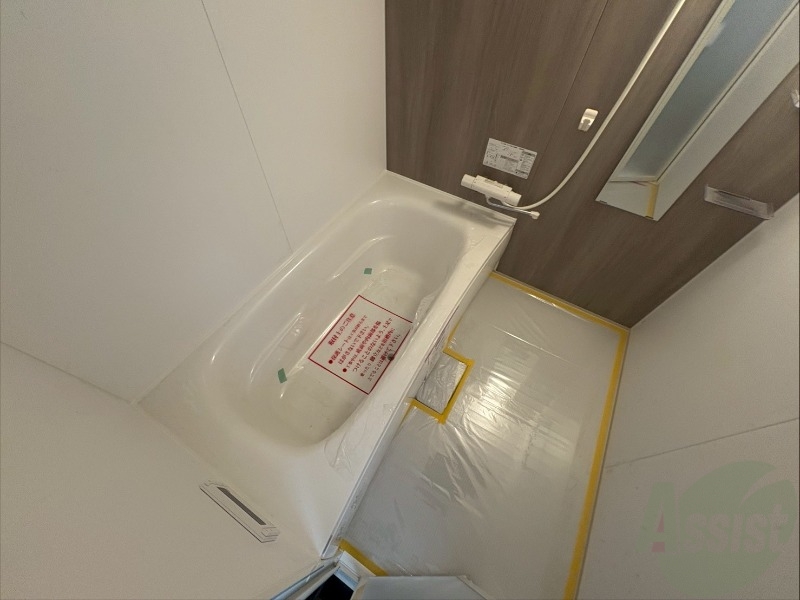 バス・シャワールーム　お風呂になります。一日の疲れを癒してくださいね。