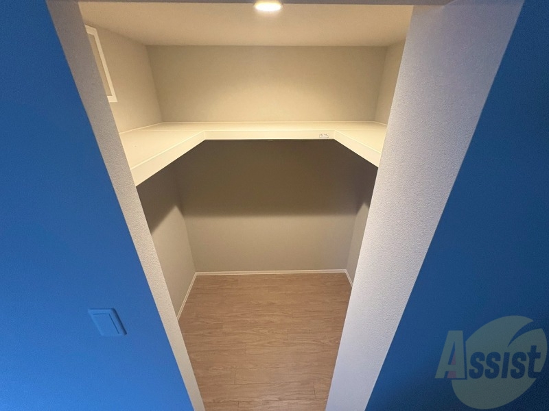 収納　収納もバッチリあるのでお部屋が片付きますよ！