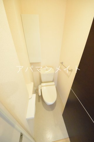 トイレ　ウォシュレット付き！