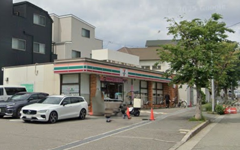 コンビニ　セブンイレブン 西宮上ヶ原十番町店（コンビニ）まで901m