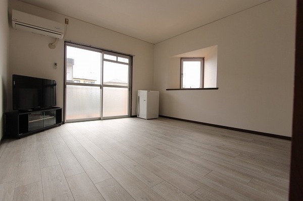 居室・リビング　※現況を優先します。